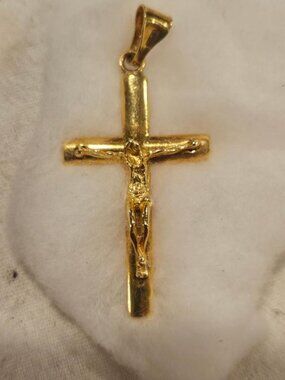 18K Gold Florentine Crucifix – 5.3g Solid Gold – The Gold Corner, Italy